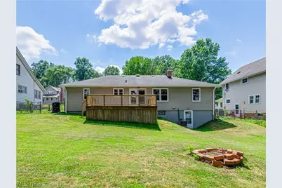 335 E Huston Street, Barberton, OH 44203 - Photo 24