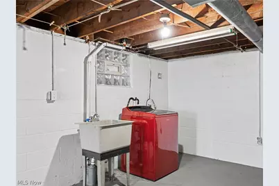 335 E Huston Street, Barberton, OH 44203 - Photo 20