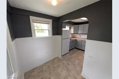 526 Grant Avenue, Cuyahoga Falls, OH 44221 - Photo 8
