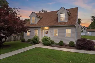 2287 W 42nd St, Loveland, OH 44113 - Photo 2