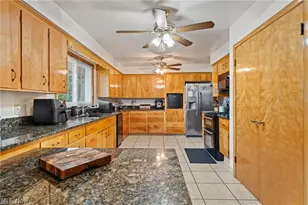 1731 W 36th St, Lorain, OH 44053 - Photo 12