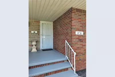 1731 W 36th Street, Lorain, OH 44053 - Photo 2