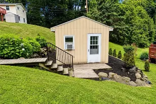 1739 Evergreen Park Dr, Coshocton, OH 43812 - Photo 4