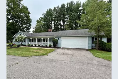 103 Burlington Oval Drive, Chardon, OH 44024 - Photo 2