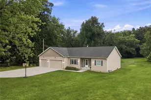 2441 Eastwood Ave, Akron, OH 44305 - Photo 2