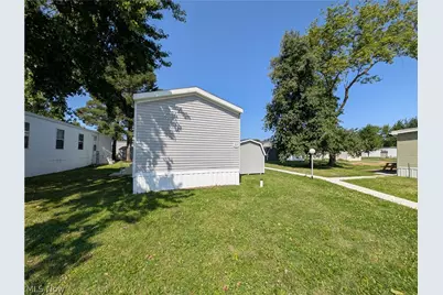 215 Cedar Brook Drive, Elyria, OH 44035 - Photo 2