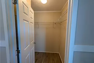 215 Cedar Brook Dr, Elyria, OH 44035 - Photo 8