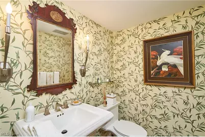 2385 Covington Road #304, Fairlawn, OH 44313 - Photo 12