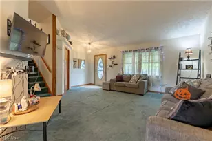 551 Harmon St SW, North Canton, OH 44720 - Photo 6