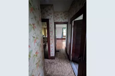 1903 Stewart Avenue, Cambridge, OH 43725 - Photo 12