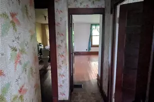 1903 Stewart Ave, Cambridge, OH 43725 - Photo 12