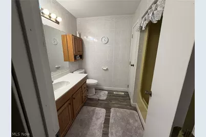 267 Roberts Drive, Belpre, OH 45714 - Photo 4