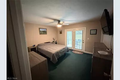 267 Roberts Drive, Belpre, OH 45714 - Photo 6