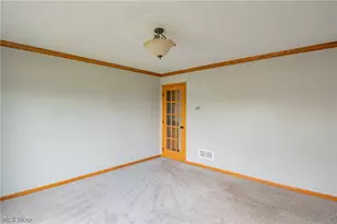 11002 Trenton Rd NW, Uniontown, OH 44685 - Photo 16