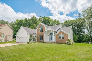 11002 Trenton Rd NW, Uniontown, OH 44685 - Photo 2
