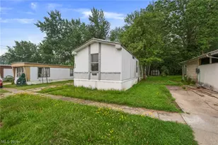 10938 Leader Rd, Chardon, OH 44024 - Photo 14