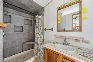 10938 Leader Rd, Chardon, OH 44024 - Photo 6