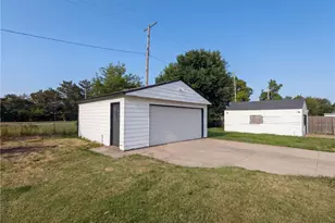 12722 Emery Ave, Loveland, OH 44135 - Photo 18