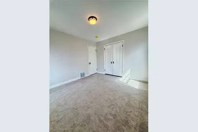 2045 Reveley Avenue, Oakwood, OH 44107 - Photo 28