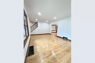 2045 Reveley Avenue, Oakwood, OH 44107 - Photo 4