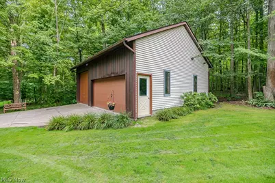 9731 Riverwood Lane, Auburn, OH 44023 - Photo 32