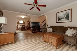 38247 Ridge Rd, Willoughby, OH 44094 - Photo 10