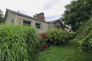 6707 James St, Poland, OH 44514 - Photo 2