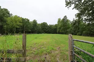 2938 SOM Center Road, Willoughby, OH 44094 - Photo 18