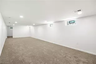 6145 Winchester Dr, Green Hills, OH 44131 - Photo 28