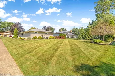 6145 Winchester Drive, Green Hills, OH 44131 - Photo 34