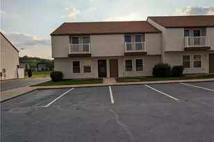 1565 Whitehall Blvd, Kent, OH 44240 - Photo 2