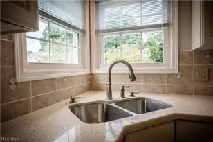 3790 Woodbury Oval, Stow, OH 44224 - Photo 12