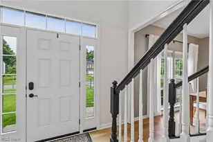 3821 Woodglen Ave, Norton, OH 44203 - Photo 2