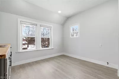 7211 Dearborn Avenue, Loveland, OH 44104 - Photo 30