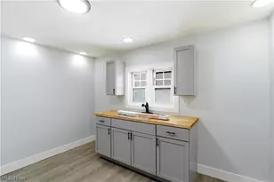 7211 Dearborn Ave, Loveland, OH 44104 - Photo 26