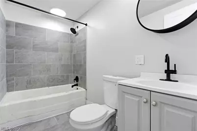 7211 Dearborn Avenue, Loveland, OH 44104 - Photo 22