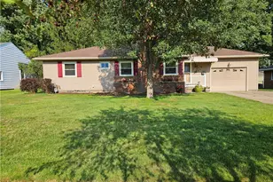 2819 Outlook Dr, Silver Lake, OH 44224 - Photo 2