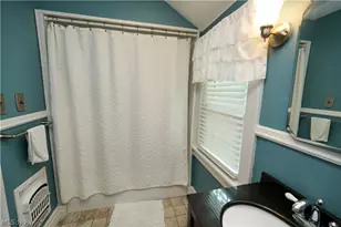 354 Cornell Ave, Elyria, OH 44035 - Photo 14