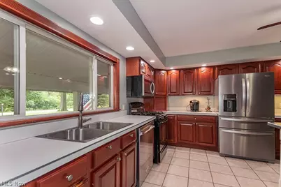 8831 Pine Tree Drive, Macedonia, OH 44056 - Photo 10