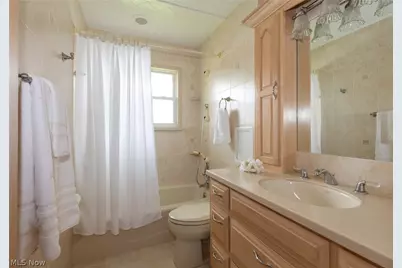 200 Selden Avenue, Akron, OH 44301 - Photo 18