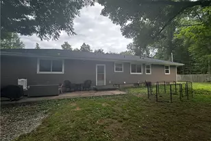 9581 Colton Rd, Windham, OH 44288 - Photo 4