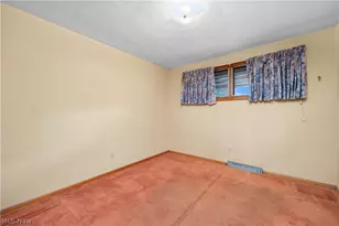 2824 Oberlin Ave, Lorain, OH 44052 - Photo 24