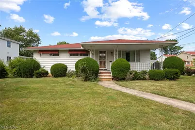 2824 Oberlin Avenue, Lorain, OH 44052 - Photo 2