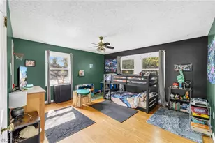 1159 E Robinson Ave, Barberton, OH 44203 - Photo 16