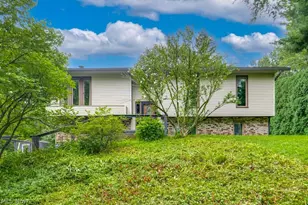 1384 Northeast Ave, Tallmadge, OH 44278 - Photo 1