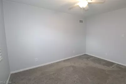 2306 Alexander Manor W, Steubenville, OH 43952 - Photo 38
