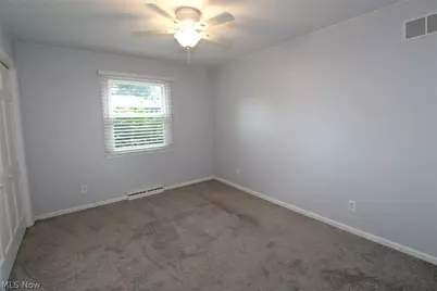 2306 Alexander Manor W, Steubenville, OH 43952 - Photo 36