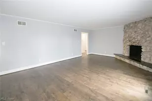 2306 Alexander Manor W, Steubenville, OH 43952 - Photo 16
