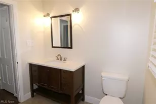 2306 Alexander Manor W, Steubenville, OH 43952 - Photo 40
