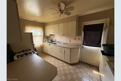 14448 Cleminshaw Road, Loveland, OH 44135 - Photo 6